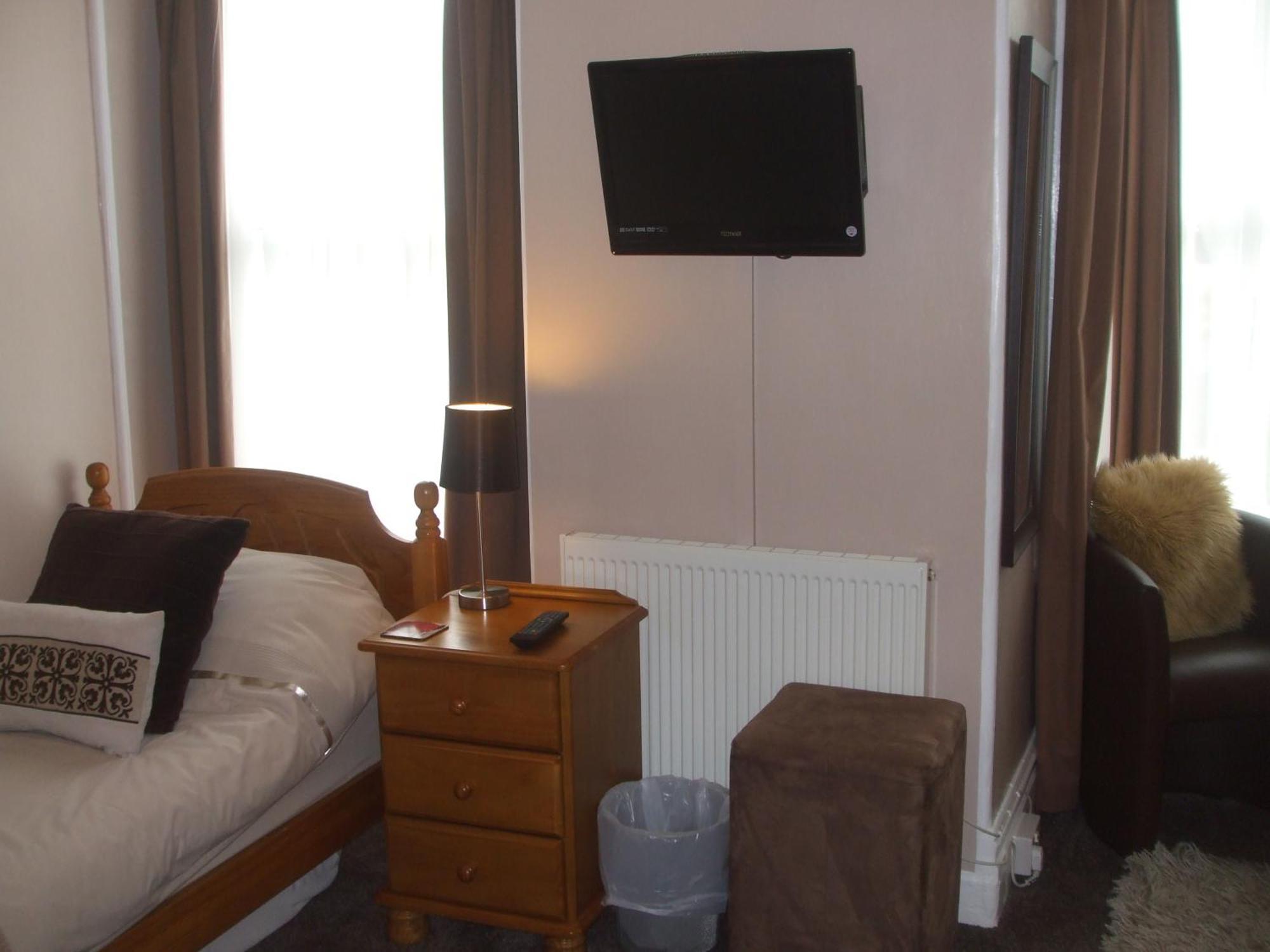 Chiverton House Guest Accommodation เพนแซนซ์ ภายนอก รูปภาพ