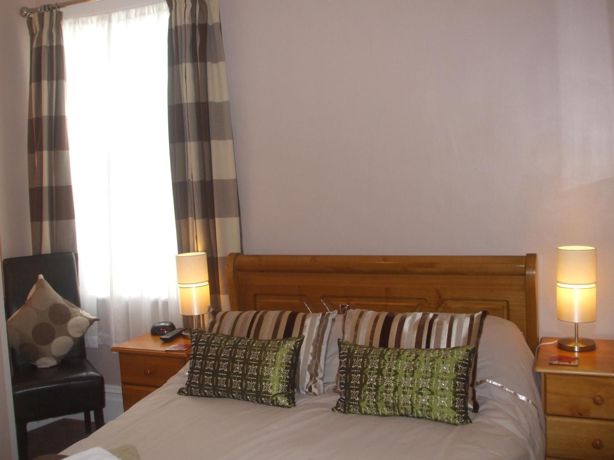Chiverton House Guest Accommodation เพนแซนซ์ ภายนอก รูปภาพ