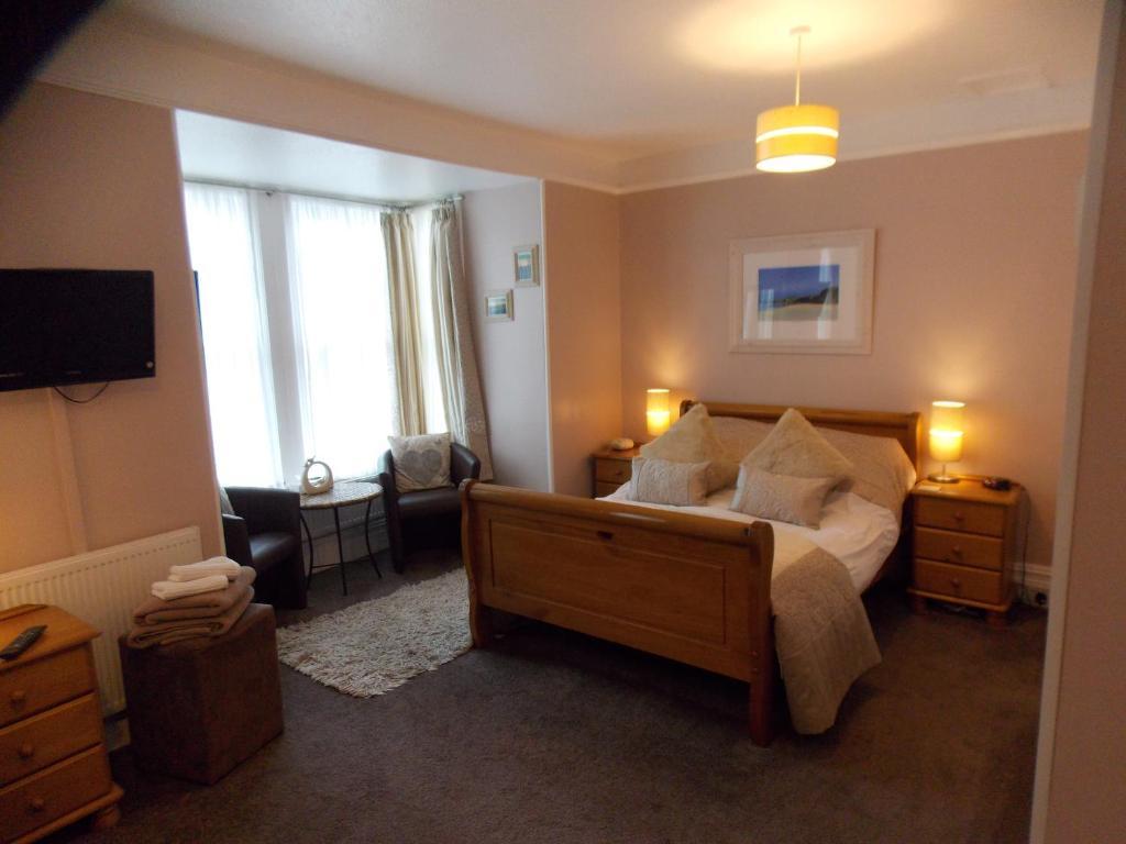 Chiverton House Guest Accommodation เพนแซนซ์ ภายนอก รูปภาพ